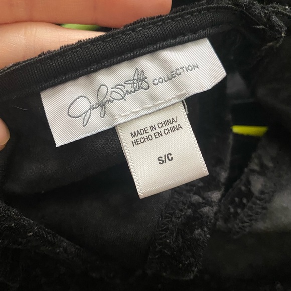 Velvet Blouse - Jaclyn Smith - Picture 10 of 14